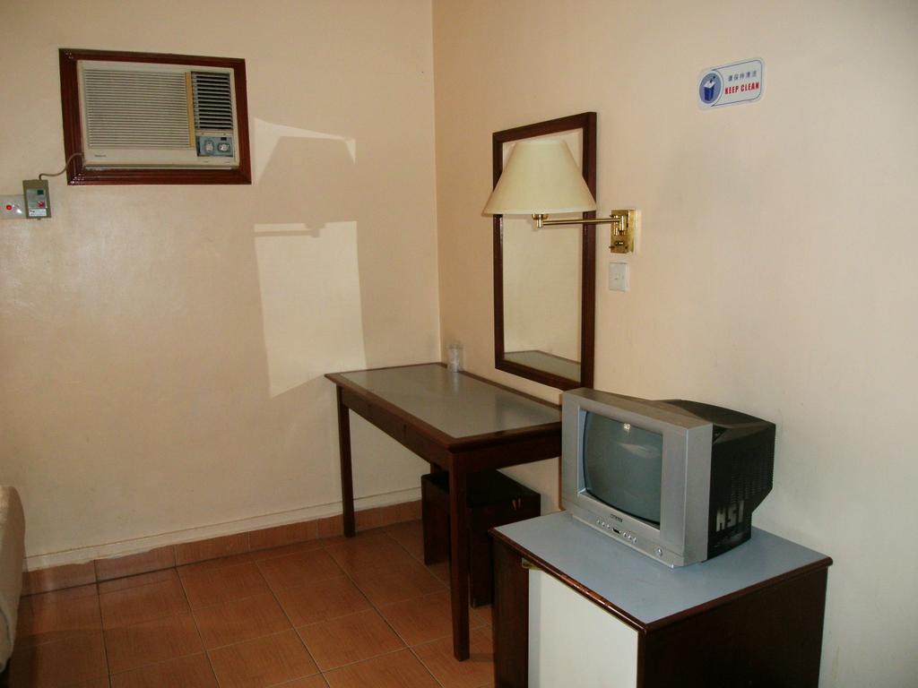 High Street Inn Kota Kinabalu Zewnętrze zdjęcie