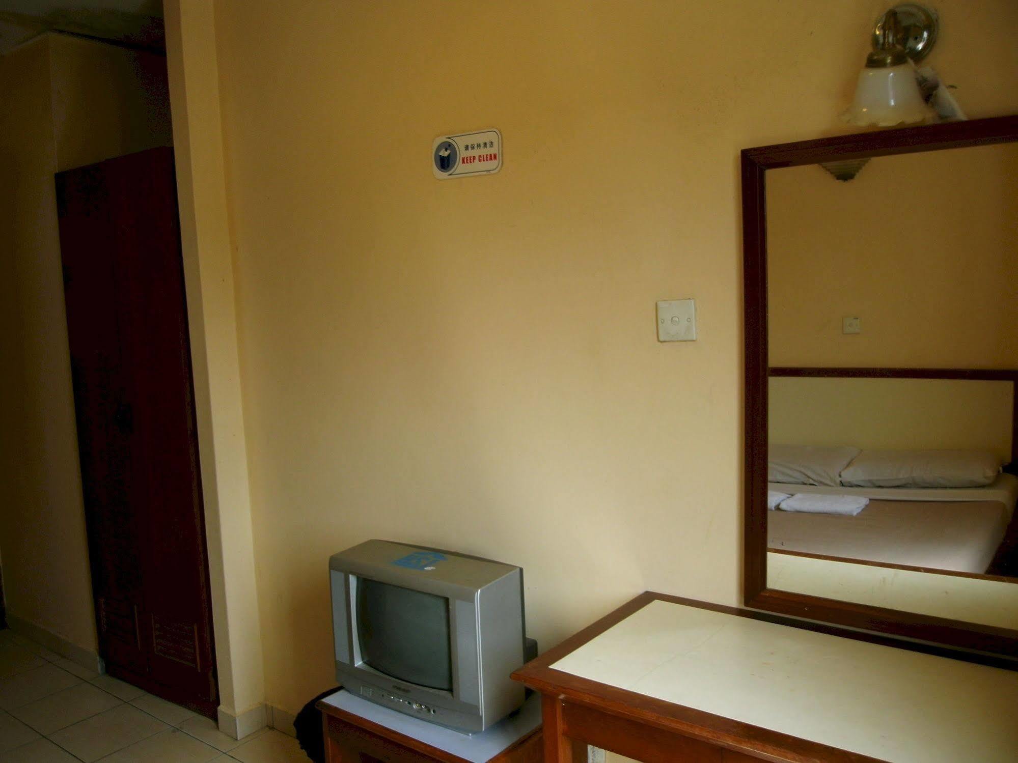High Street Inn Kota Kinabalu Zewnętrze zdjęcie